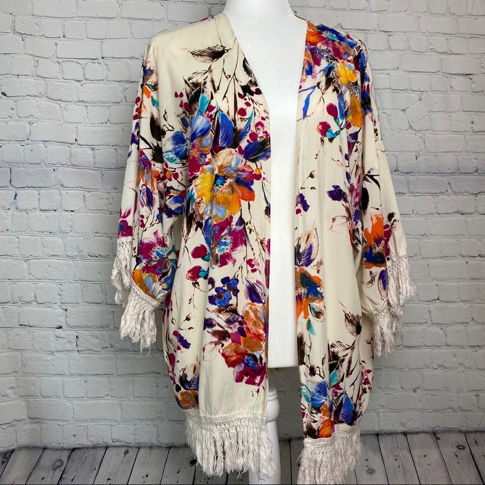 Umgee floral kimono